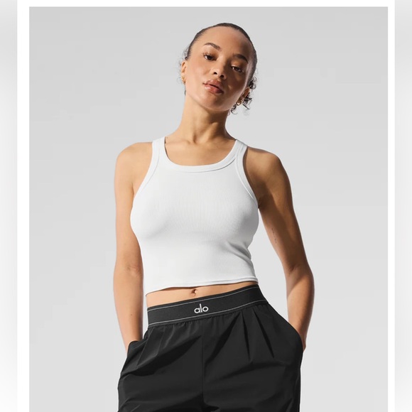 ALO YOGA GODDESS RIBBED GO-TO TANK | WHITE | SIZE: M - Picture 4 of 7